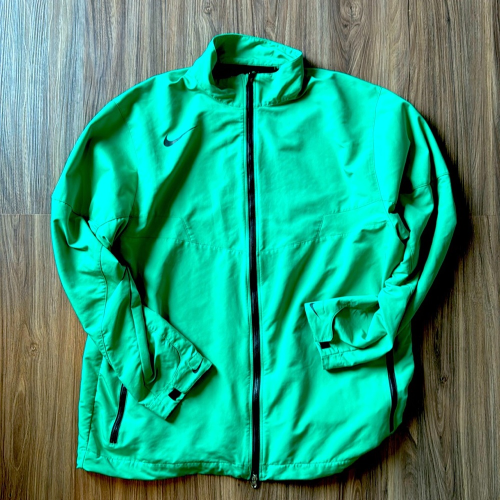 Men’s Nike Golf Jacket Size Large
